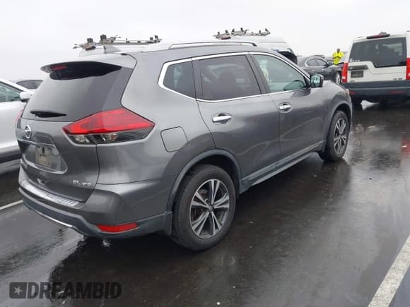 ✅ 2017 Nissan Rogue SV • VIN: 5N1AT2MV9HC775755 • Lot: 43774022. Listed on IAAI with 120,084 mi. Free auction sales archive from the USA and detailed vehicle history report at DreamBid. Image 4.