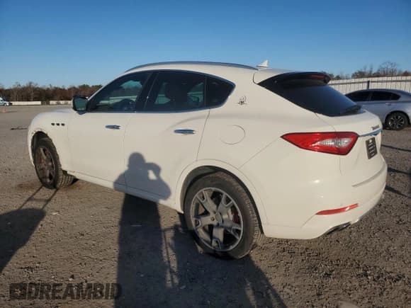 ✅ 2017 Maserati Levante S • VIN: ZN661YUL4HX247663 • Lot: 92187085. Listed on Copart with 100,469 mi. Free auction sales archive from the USA and detailed vehicle history report at DreamBid. Image 2.