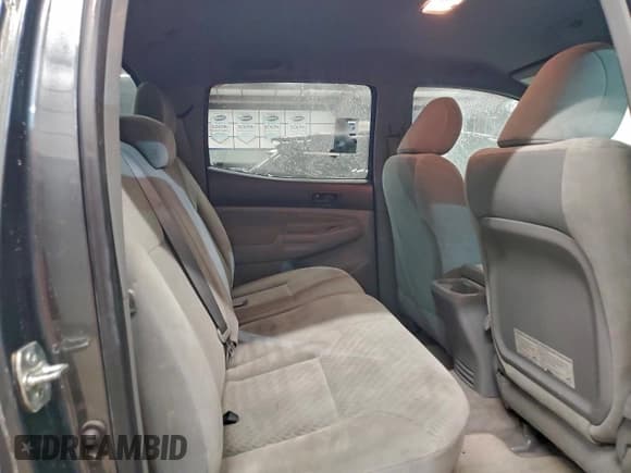✅ 2010 Toyota Tacoma • VIN: 3TMLU4ENXAM038136 • Lot: 95928065. Listed on Copart with 245,072 mi. Free auction sales archive from the USA and detailed vehicle history report at DreamBid. Image 10.
