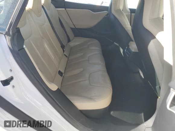 ✅ 2016 Tesla Model S 70 • VIN: 5YJSA1E14GF149651 • Lot: 91791845. Listed on Copart with 149,034 mi. Free auction sales archive from the USA and detailed vehicle history report at DreamBid. Image 10.