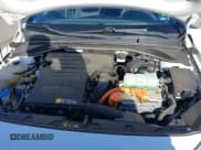 ✅ 2019 Hyundai Ioniq Blue • VIN: KMHC65LC2KU119660 • Lot: 41710680. Wystawiony na IAAI z przebiegiem 123 480 mil. Bezpłatny archiwum sprzedaży aukcyjnych z USA i szczegółowy raport historii pojazdu na DreamBid. Zdjęcie 10.