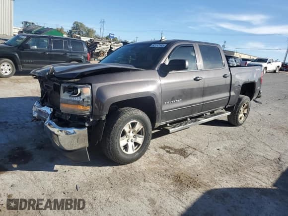 ✅ 2016 Chevrolet Silverado 1500 LT • VIN: 3GCUKREC8GG112649 • Лот: 92132585. Опубликован ранее на Copart с пробегом 168 496 миль. Бесплатный доступ к архиву аукционных продаж из США и подробный отчёт об истории автомобиля на DreamBid. Изображение 1.