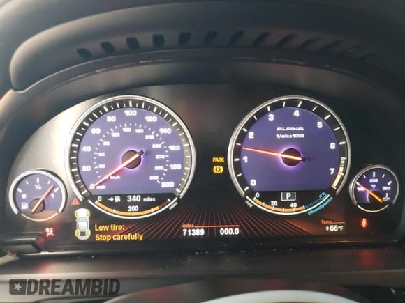 ✅ 2012 BMW 7 Series 750i • VIN: WBAKA8C52CC447022 • Lot: 84024585. Wystawiony na Copart z przebiegiem 71 389 mil. Bezpłatny archiwum sprzedaży aukcyjnych z USA i szczegółowy raport historii pojazdu na DreamBid. Zdjęcie 9.