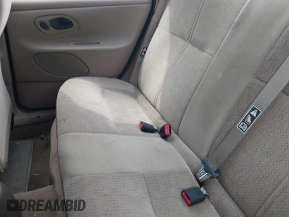 ✅ 1999 Ford Contour SE • VIN: 1FAFP6634XK138445 • Lot: 42835260. Listed on IAAI with 126,100 mi. Free auction sales archive from the USA and detailed vehicle history report at DreamBid. Image 8.