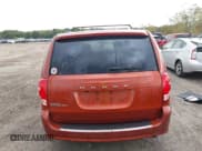 ✅ 2012 Dodge Grand Caravan SXT • VIN: 2C4RDGCG6CR231511 • Lot: 43400800. Wystawiony na IAAI z przebiegiem 230 302 mil. Bezpłatny archiwum sprzedaży aukcyjnych z USA i szczegółowy raport historii pojazdu na DreamBid. Zdjęcie 16.