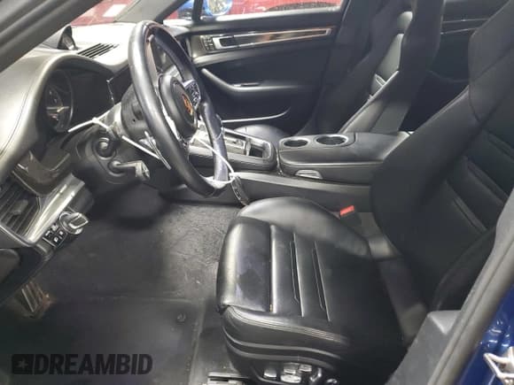 ✅ 2017 Porsche Panamera 4S • VIN: WP0AB2A73HL120682 • Lot: 73543992. Listed on Copart with Not provided. Free auction sales archive from the USA and detailed vehicle history report at DreamBid. Image 7.