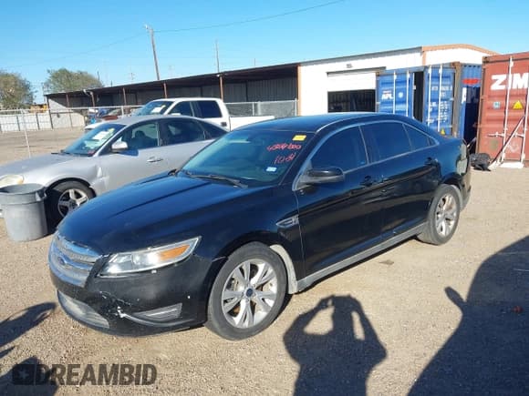 ✅ 2011 Ford Taurus SEL • VIN: 1FAHP2EW3BG185930 • Лот: 43561000. Опубликован ранее на IAAI с пробегом 158 789 миль. Бесплатный доступ к архиву аукционных продаж из США и подробный отчёт об истории автомобиля на DreamBid. Изображение 2.