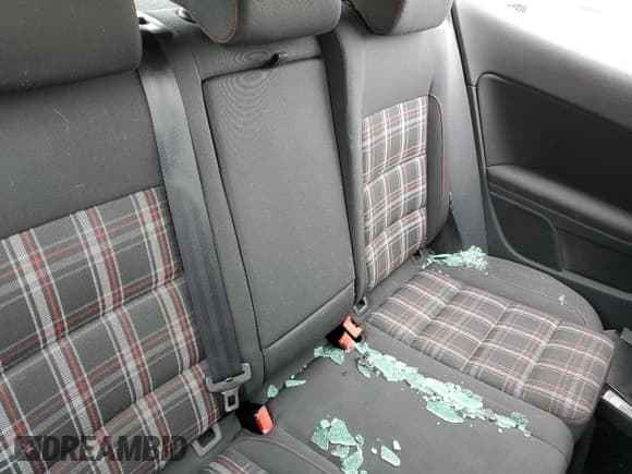 ✅ 2012 Volkswagen Golf GTI Autobahn • VIN: WVWFD7AJ5CW052661 • Lot: 48582205. Listed on Copart with 130,024 mi. Free auction sales archive from the USA and detailed vehicle history report at DreamBid. Image 10.