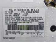 ✅ 1994 Lincoln Town Car Executive • VIN: 1LNLM81WXRY695472 • Lot: 42017751. Wystawiony na IAAI z przebiegiem 118 072 mil. Bezpłatny archiwum sprzedaży aukcyjnych z USA i szczegółowy raport historii pojazdu na DreamBid. Zdjęcie 9.