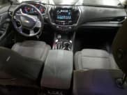 ✅ 2019 Chevrolet Traverse LT Cloth • VIN: 1GNERGKWXKJ261615 • Lot: 80991005. Wystawiony na Copart z przebiegiem 88 063 mil. Bezpłatny archiwum sprzedaży aukcyjnych z USA i szczegółowy raport historii pojazdu na DreamBid. Zdjęcie 8.