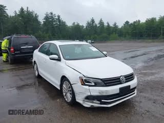 ✅ 2016 Volkswagen Jetta SEL • VIN: 3VWL17AJ8GM395429 • Lot: 42891663. Wystawiony na IAAI z przebiegiem 94 739 mil. Bezpłatny archiwum sprzedaży aukcyjnych z USA i szczegółowy raport historii pojazdu na DreamBid. Zdjęcie 1.