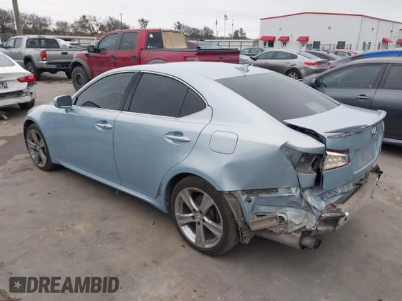 ✅ 2011 Lexus IS 250 • VIN: JTHBF5C26B5132072 • Lot: 41428954. Listed on IAAI with 158,335 mi. Free auction sales archive from the USA and detailed vehicle history report at DreamBid. Image 3.