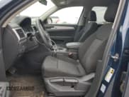 ✅ 2018 Volkswagen Atlas S • VIN: 1V2AR2CA9JC588635 • Lot: 77385294. Wystawiony na Copart z przebiegiem 120 300 mil. Bezpłatny archiwum sprzedaży aukcyjnych z USA i szczegółowy raport historii pojazdu na DreamBid. Zdjęcie 7.