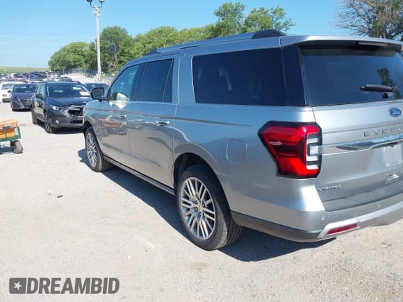 ✅ 2023 Ford Expedition Max Limited • VIN: 1FMJK2A81PEA48159 • Lot: 42725025. Listed on IAAI with 79,301 mi. Free auction sales archive from the USA and detailed vehicle history report at DreamBid. Image 3.