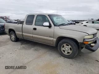 ✅ 2002 Chevrolet Silverado 1500 LS • VIN: 2GCEC19T421274325 • Лот: 70411694. Опубликован ранее на Copart с пробегом 304 519 миль. Бесплатный доступ к архиву аукционных продаж из США и подробный отчёт об истории автомобиля на DreamBid. Изображение 4.