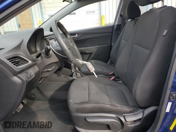 ✅ 2019 Hyundai Accent SE • VIN: 3KPC24A34KE059750 • Лот: 85314774. Опубликован ранее на Copart с пробегом 74 995 миль. Бесплатный доступ к архиву аукционных продаж из США и подробный отчёт об истории автомобиля на DreamBid. Изображение 7.