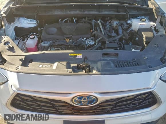 ✅ 2023 Toyota Highlander Hybrid LE • VIN: 5TDZARAHXPS521120 • Лот: 95034905. Опубликован ранее на Copart с пробегом 86 264 миль. Бесплатный доступ к архиву аукционных продаж из США и подробный отчёт об истории автомобиля на DreamBid. Изображение 12.