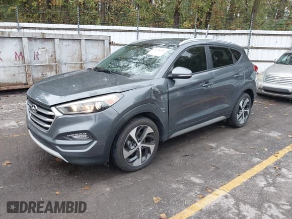 ✅ 2017 Hyundai Tucson Sport • VIN: KM8J3CA2XHU336039 • Лот: 43396482. Опубликован ранее на IAAI с пробегом 107 326 миль. Бесплатный доступ к архиву аукционных продаж из США и подробный отчёт об истории автомобиля на DreamBid. Изображение 2.