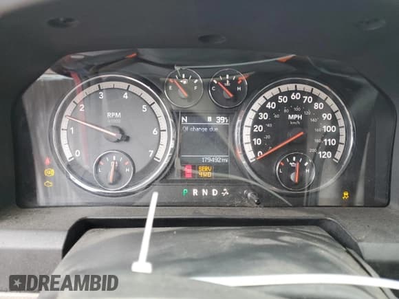 ✅ 2010 Dodge 1500 ST • VIN: 1D7RV1GP8AS117662 • Lot: 85147714. Wystawiony na Copart z przebiegiem 179 492 mil. Bezpłatny archiwum sprzedaży aukcyjnych z USA i szczegółowy raport historii pojazdu na DreamBid. Zdjęcie 9.