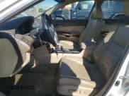 ✅ 2009 Honda Accord EX-L • VIN: 1HGCP36889A003762 • Lot: 92570505. Wystawiony na Copart z przebiegiem 193 290 mil. Bezpłatny archiwum sprzedaży aukcyjnych z USA i szczegółowy raport historii pojazdu na DreamBid. Zdjęcie 7.