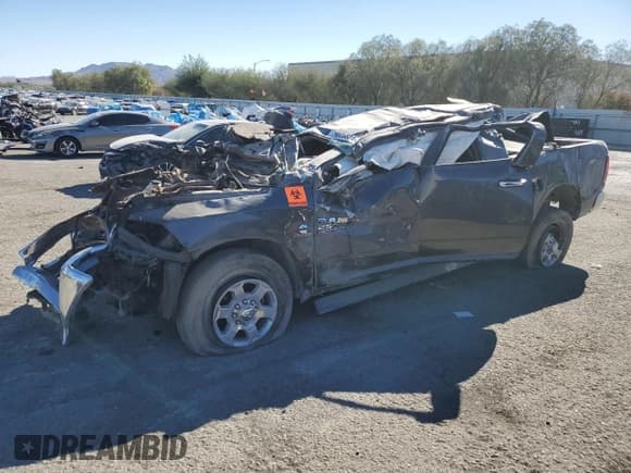 ✅ 2018 Ram 2500 Big Horn • VIN: 3C6UR5ML7JG329436 • Lot: 79006804. Wystawiony na Copart z przebiegiem Nie podano. Bezpłatny archiwum sprzedaży aukcyjnych z USA i szczegółowy raport historii pojazdu na DreamBid. Zdjęcie 1.