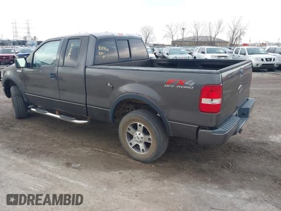 ✅ 2004 Ford F-150 XLT • VIN: 1FTPX14514FA27295 • Lot: 43724500. Listed on IAAI with 231,881 mi. Free auction sales archive from the USA and detailed vehicle history report at DreamBid. Image 3.