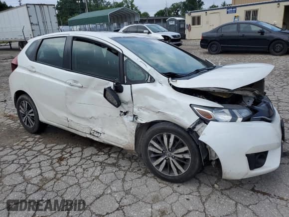 ✅ 2015 Honda Fit EX-L • VIN: 3HGGK5H88FM758756 • Lot: 76445144. Listed on Copart with 225,860 mi. Free auction sales archive from the USA and detailed vehicle history report at DreamBid. Image 4.
