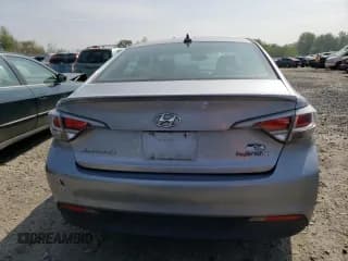 ✅ 2016 Hyundai Sonata SE • VIN: KMHE24L12GA012212 • Лот: 49517573. Опубликован ранее на Copart с пробегом 115 484 миль. Бесплатный доступ к архиву аукционных продаж из США и подробный отчёт об истории автомобиля на DreamBid. Изображение 6.