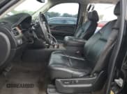 ✅ 2008 Chevrolet Suburban 2LT • VIN: 3GNFC16J98G290454 • Lot: 58698545. Listed on Copart with 204,006 mi. Free auction sales archive from the USA and detailed vehicle history report at DreamBid. Image 7.