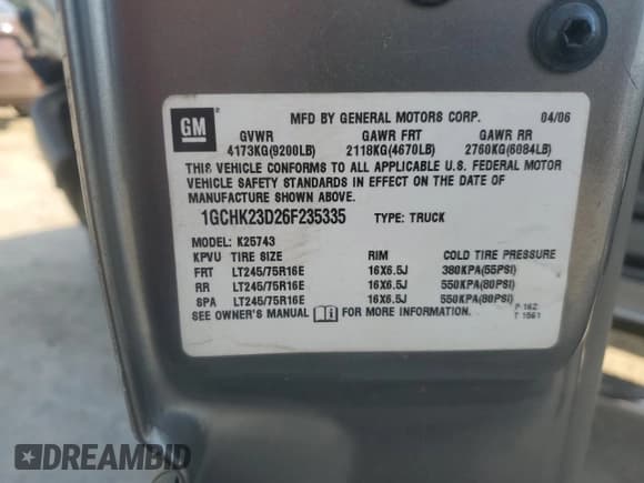 ✅ 2006 Chevrolet Silverado 2500HD LT2 • VIN: 1GCHK23D26F235335 • Lot: 53689785. Wystawiony na Copart z przebiegiem 68 350 mil. Bezpłatny archiwum sprzedaży aukcyjnych z USA i szczegółowy raport historii pojazdu na DreamBid. Zdjęcie 12.