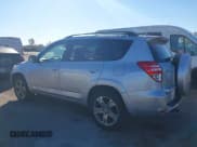 ✅ 2011 Toyota RAV4 Sport • VIN: 2T3RF4DV2BW155103 • Lot: 43464468. Wystawiony na IAAI z przebiegiem 203 563 mil. Bezpłatny archiwum sprzedaży aukcyjnych z USA i szczegółowy raport historii pojazdu na DreamBid. Zdjęcie 14.