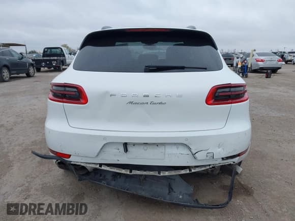 ✅ 2016 Porsche Macan Turbo • VIN: WP1AF2A59GLB94592 • Lot: 41106599. Wystawiony na IAAI z przebiegiem 94 837 mil. Bezpłatny archiwum sprzedaży aukcyjnych z USA i szczegółowy raport historii pojazdu na DreamBid. Zdjęcie 16.