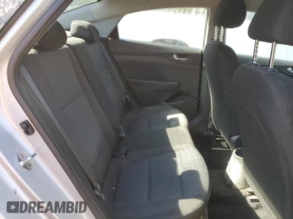 ✅ 2022 Hyundai Accent SE • VIN: 3KPC24A68NE157730 • Лот: 77031304. Опубликован ранее на Copart с пробегом 74 908 миль. Бесплатный доступ к архиву аукционных продаж из США и подробный отчёт об истории автомобиля на DreamBid. Изображение 10.