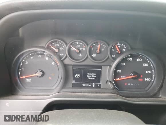 ✅ 2021 Chevrolet Silverado 1500 Work Truck • VIN: 1GCRWAEF1MZ205191 • Lot: 73381534. Wystawiony na Copart z przebiegiem 100 739 mil. Bezpłatny archiwum sprzedaży aukcyjnych z USA i szczegółowy raport historii pojazdu na DreamBid. Zdjęcie 9.