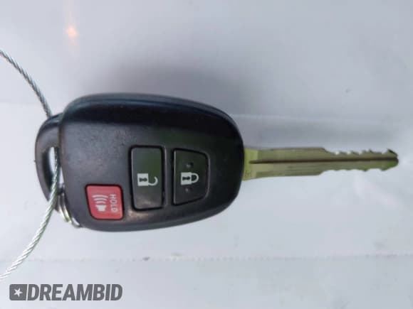 ✅ 2018 Toyota RAV4 LE • VIN: 2T3ZFREV2JW513326 • Lot: 43642263. Listed on IAAI with 72,790 mi. Free auction sales archive from the USA and detailed vehicle history report at DreamBid. Image 11.