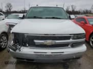 ✅ 2004 Chevrolet Suburban Z71 • VIN: 3GNFK16Z44G263830 • Лот: 80854723. Опубликован ранее на Copart с пробегом Не указан. Бесплатный доступ к архиву аукционных продаж из США и подробный отчёт об истории автомобиля на DreamBid. Изображение 5.