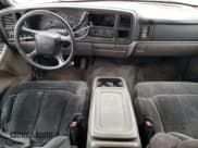✅ 2002 Chevrolet Suburban LT • VIN: 3GNEC16Z42G171896 • Лот: 86023694. Опубликован ранее на Copart с пробегом 288 898 миль. Бесплатный доступ к архиву аукционных продаж из США и подробный отчёт об истории автомобиля на DreamBid. Изображение 8.