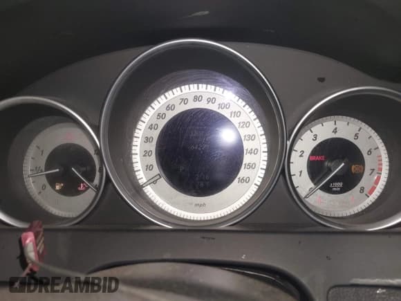 ✅ 2014 Mercedes-Benz C 250 Sport • VIN: WDDGF4HB9EA954859 • Lot: 42027885. Listed on IAAI with 64,223 mi. Free auction sales archive from the USA and detailed vehicle history report at DreamBid. Image 7.