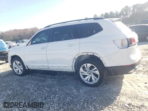 ✅ 2023 Volkswagen Atlas SE • VIN: 1V2JP2CA0PC548717 • Lot: 84495134. Listed on Copart with 29,663 mi. Free auction sales archive from the USA and detailed vehicle history report at DreamBid. Image 2.