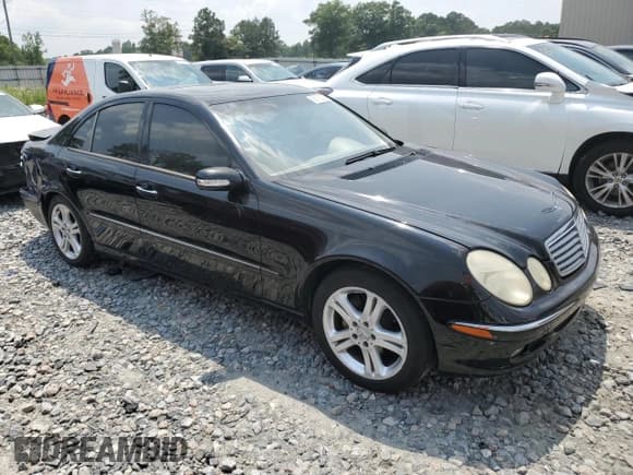 ✅ 2004 Mercedes-Benz E 500 • VIN: WDBUF70J04A589423 • Lot: 59106275. Listed on Copart with 43,233 mi. Free auction sales archive from the USA and detailed vehicle history report at DreamBid. Image 4.