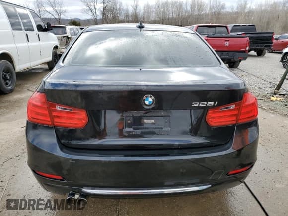✅ 2013 BMW 3 Series 328i • VIN: WBA3C1C54DK103737 • Lot: 47820025. Listed on Copart with 134,896 mi. Free auction sales archive from the USA and detailed vehicle history report at DreamBid. Image 6.