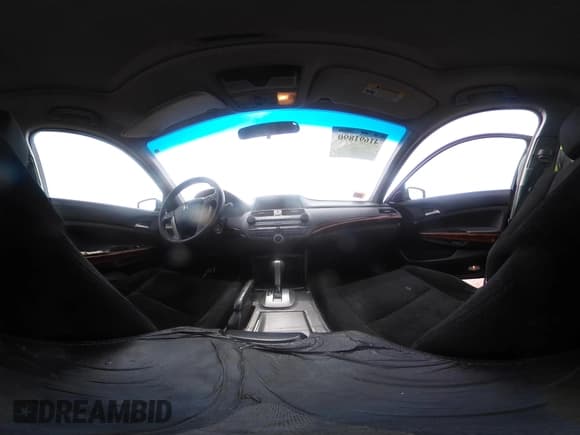 ✅ 2012 Honda Accord EX • VIN: 1HGCP2F75CA092506 • Lot: 41691890. Wystawiony na IAAI z przebiegiem 202 983 mil. Bezpłatny archiwum sprzedaży aukcyjnych z USA i szczegółowy raport historii pojazdu na DreamBid. Zdjęcie 19.