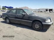 ✅ 2000 Mercedes-Benz C 230/260/280/320 • VIN: WDBHA29G1YA865169 • Lot: 64120844. Wystawiony na Copart z przebiegiem Nie podano. Bezpłatny archiwum sprzedaży aukcyjnych z USA i szczegółowy raport historii pojazdu na DreamBid. Zdjęcie 4.