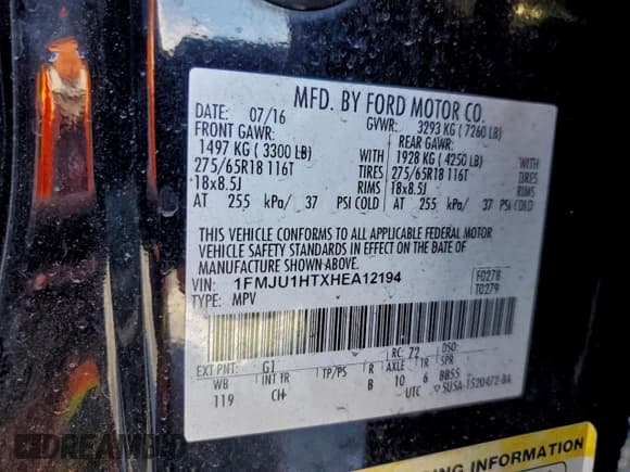 ✅ 2017 Ford Expedition XLT • VIN: 1FMJU1HTXHEA12194 • Lot: 93912115. Wystawiony na Copart z przebiegiem 149 453 mil. Bezpłatny archiwum sprzedaży aukcyjnych z USA i szczegółowy raport historii pojazdu na DreamBid. Zdjęcie 13.