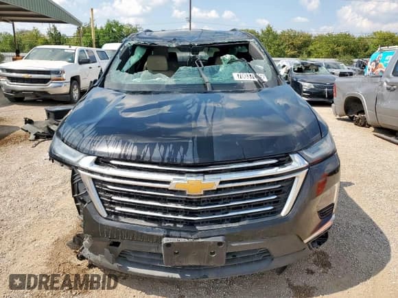 ✅ 2022 Chevrolet Traverse LT Cloth • VIN: 1GNERGKW4NJ163216 • Lot: 70037625. Wystawiony na Copart z przebiegiem 68 082 mil. Bezpłatny archiwum sprzedaży aukcyjnych z USA i szczegółowy raport historii pojazdu na DreamBid. Zdjęcie 5.