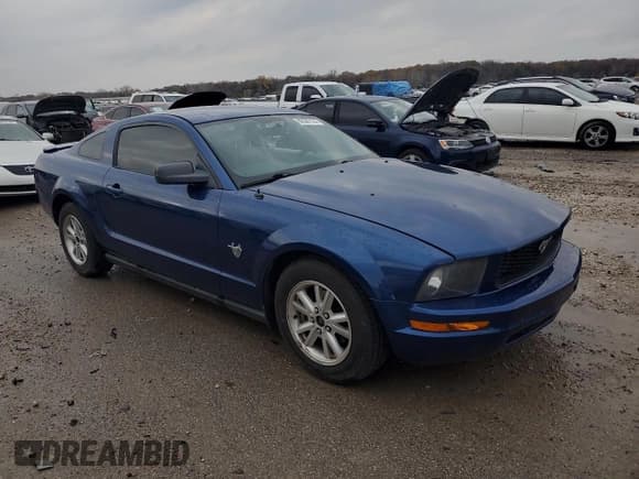 ✅ 2009 Ford Mustang • VIN: 1ZVHT80N395127410 • Lot: 80340174. Listed on Copart with 141,224 mi. Free auction sales archive from the USA and detailed vehicle history report at DreamBid. Image 4.