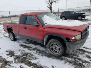 ✅ 2002 Dodge Dakota • VIN: 1B7GG12XX2S671502 • Lot: 45145065. Wystawiony na Copart z przebiegiem 187 260 mil. Bezpłatny archiwum sprzedaży aukcyjnych z USA i szczegółowy raport historii pojazdu na DreamBid. Zdjęcie 4.