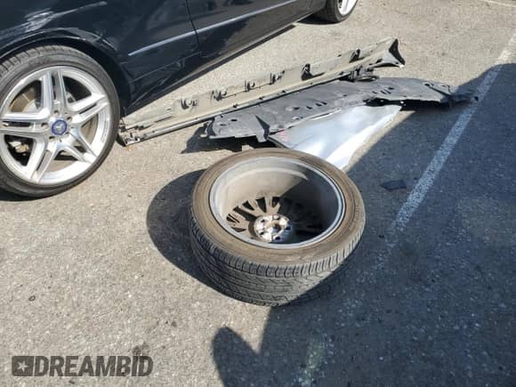 2020 Toyota Camry SE с VIN 4T1M11AK0LU935872, выставлен на аукционе Copart как лот 61269605 с пробегом 132 125 миль миль и Списание • Salvage title. История ставок и продаж доступна на DreamBid. Изображение 12.