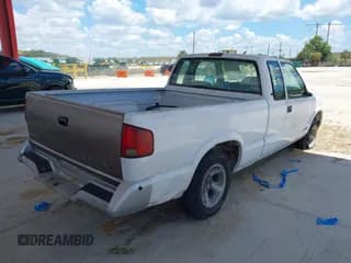 ✅ 1995 Chevrolet S-10 LS • VIN: 1GCCS19Z6S8134451 • Лот: 42261614. Опубликован ранее на IAAI с пробегом 300 001 миль. Бесплатный доступ к архиву аукционных продаж из США и подробный отчёт об истории автомобиля на DreamBid. Изображение 4.