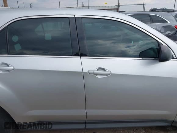 ✅ 2015 Chevrolet Equinox LS • VIN: 2GNALAEK0F1111180 • Лот: 43072360. Опубликован ранее на IAAI с пробегом 175 111 миль. Бесплатный доступ к архиву аукционных продаж из США и подробный отчёт об истории автомобиля на DreamBid. Изображение 13.
